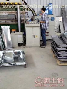 風(fēng)機(jī)排風(fēng)設(shè)備專業(yè)廠家與供應(yīng)商 武城縣魯權(quán)屯瑞宏空調(diào)配件加工處熱賣促銷資訊